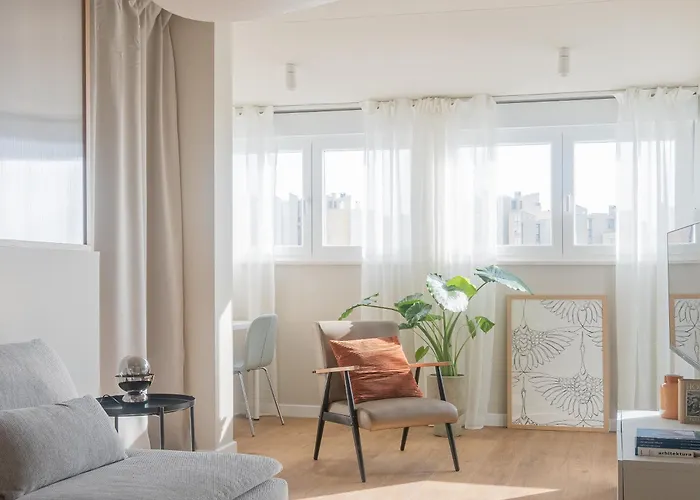 Apartment Indigo - Brand New Split