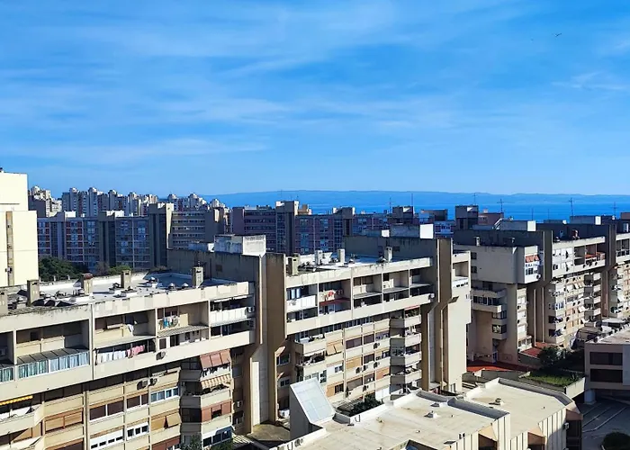 Indigo - Brand New Apartment *